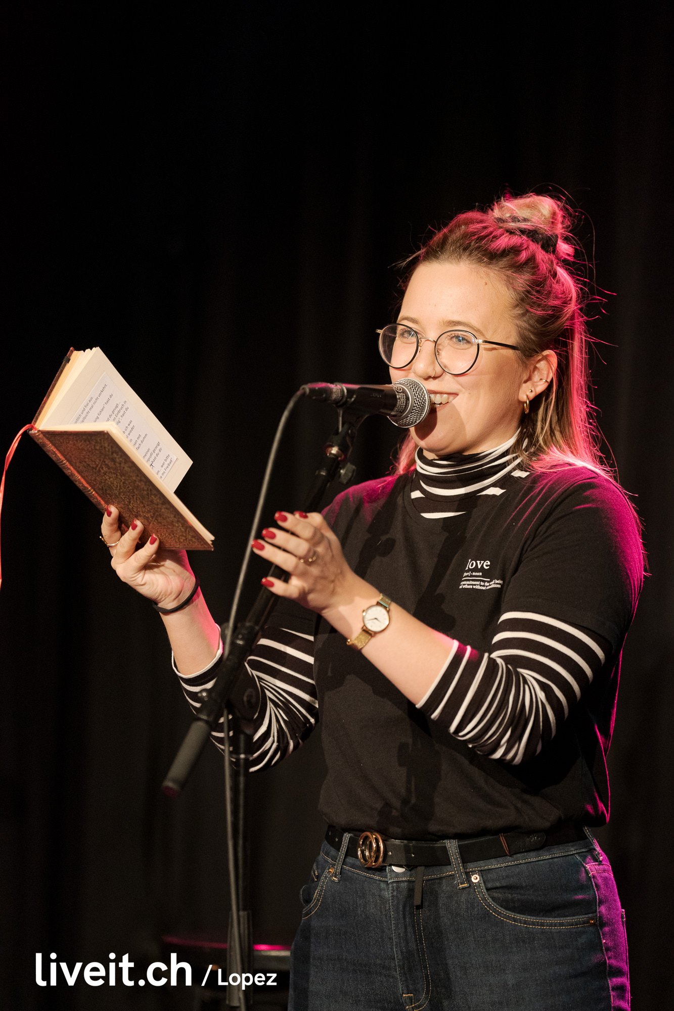 Moët Liechti, campionessa svizzera di poetry slam 2023